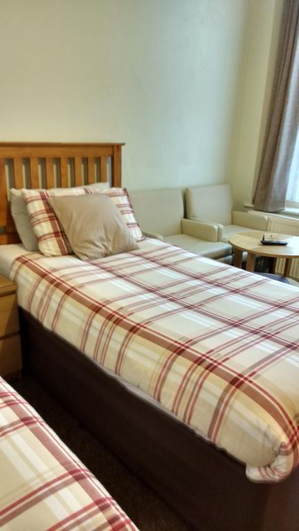 Kenilworth Guest House เวสตัน-ซูเปอร์-แมร์ ภายนอก รูปภาพ